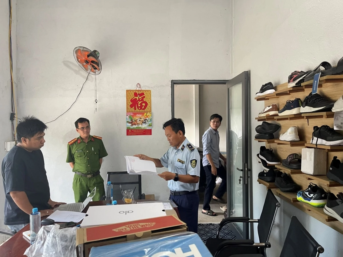 Phát hiện hơn 40.000 sản phẩm có dấu hiệu giả nhãn hiệu