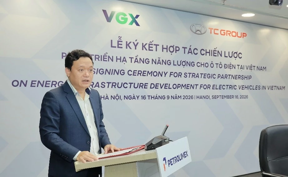 Tập đoàn Thành Công và VGX ký kết biên bản ghi nhớ về hợp tác thúc đẩy hạ tầng giao thông xanh tại Việt Nam