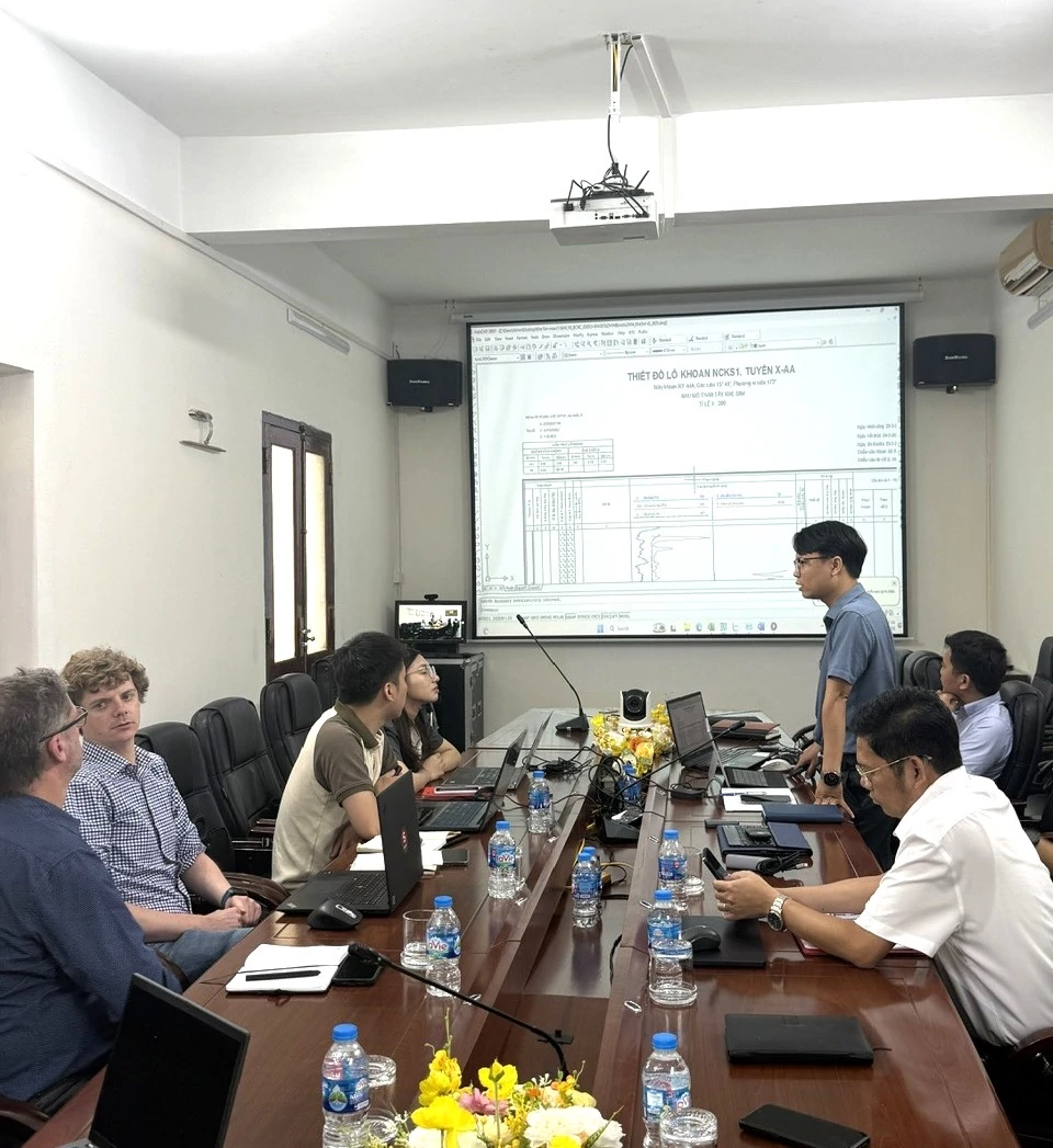 Địa chất Việt Bắc - TKV: Đổi mới và hội nhập công nghệ địa chất và khai khoáng thế giới