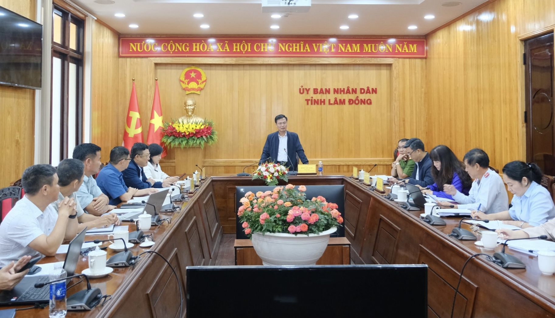 lam dong da chuyen 19 ho so no bao hiem xa hoi sang co quan canh sat dieu tra