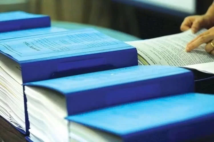 Hoàn thiện hành lang pháp lý, chuẩn hóa quy trình và thủ tục chỉ định thầu Hoàn thiện hành lang pháp lý, chuẩn hóa quy trình và thủ tục chỉ định thầu