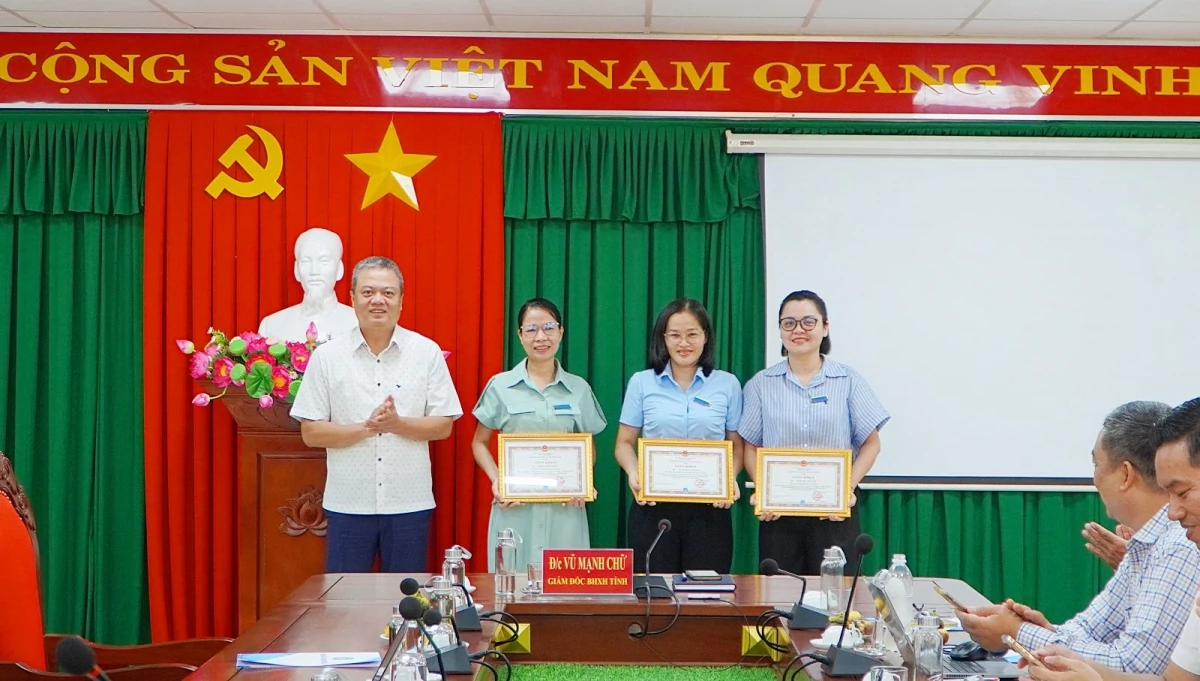 Thành công, hiệu quả từ chiến dịch 60 ngày phát triển thanh toán không dùng tiền mặt ở Gia Lai
