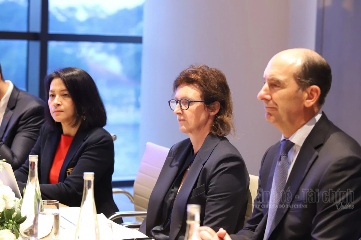 Bộ trưởng Ngô Văn Tuấn tiếp CEO FTSE Russell, trao đổi định hướng hợp tác sau nâng hạng