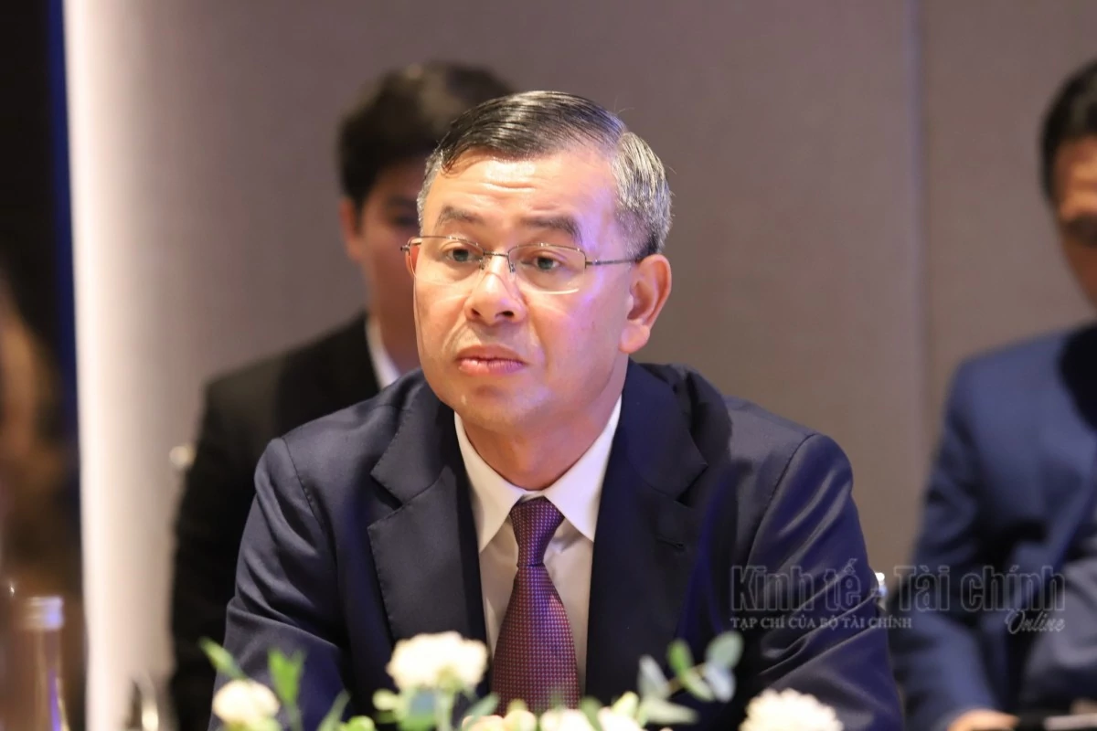 Bộ trưởng Ngô Văn Tuấn tiếp CEO FTSE Russell, trao đổi định hướng hợp tác sau nâng hạng