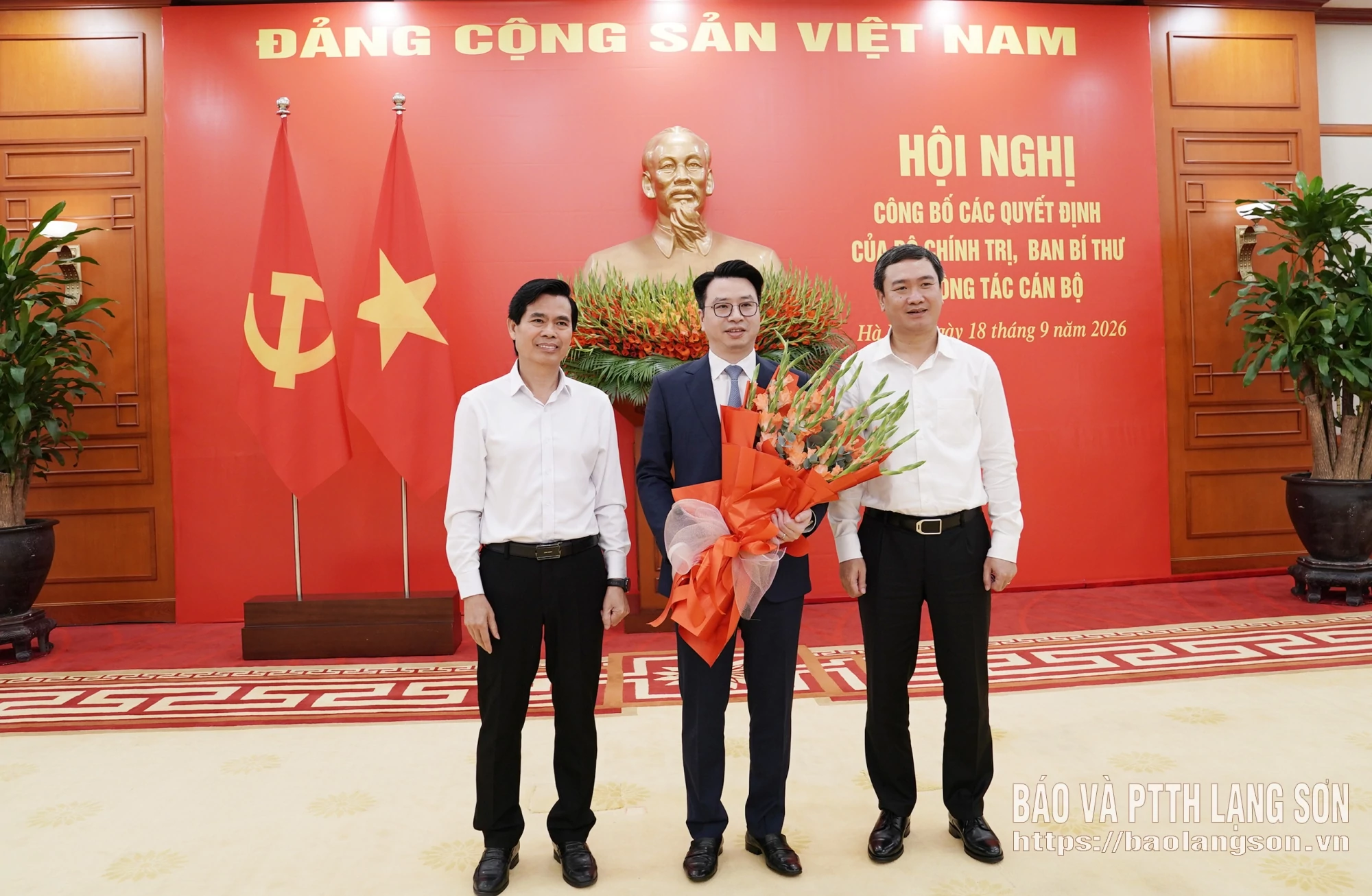 Giám đốc Kho bạc Nhà nước Trần Quân được điều động giữ chức Phó Bí thư Thường trực Tỉnh ủy Lạng Sơn Giám đốc Kho bạc Nhà nước Trần Quân được điều động giữ chức Phó Bí thư Thường trực Tỉnh ủy Lạng Sơn
