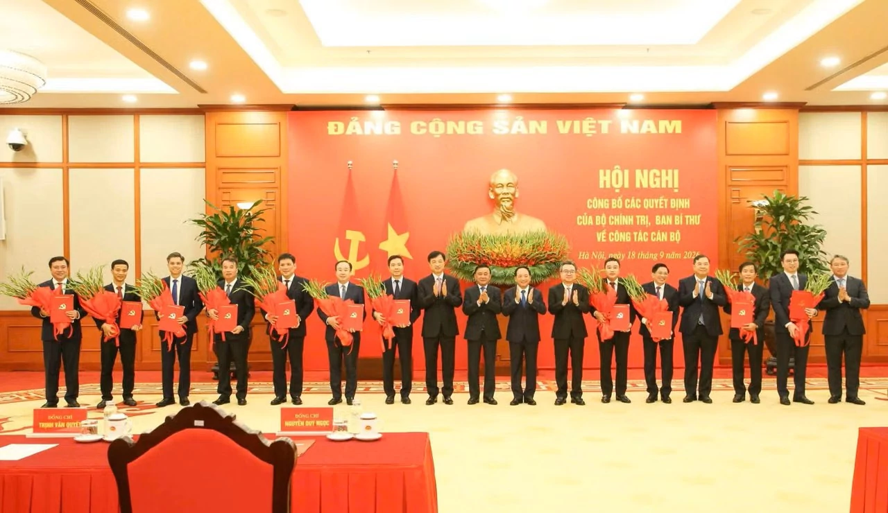 Đồng chí Nguyễn Thế Mạnh được điều động giữ chức Phó Bí thư Tỉnh ủy Thái Nguyên