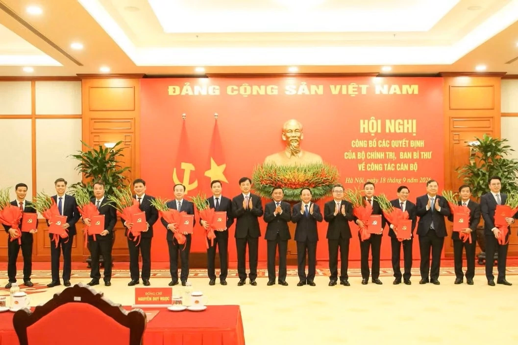 dong chi nguyen the manh duoc dieu dong giu chuc pho bi thu tinh uy thai nguyen