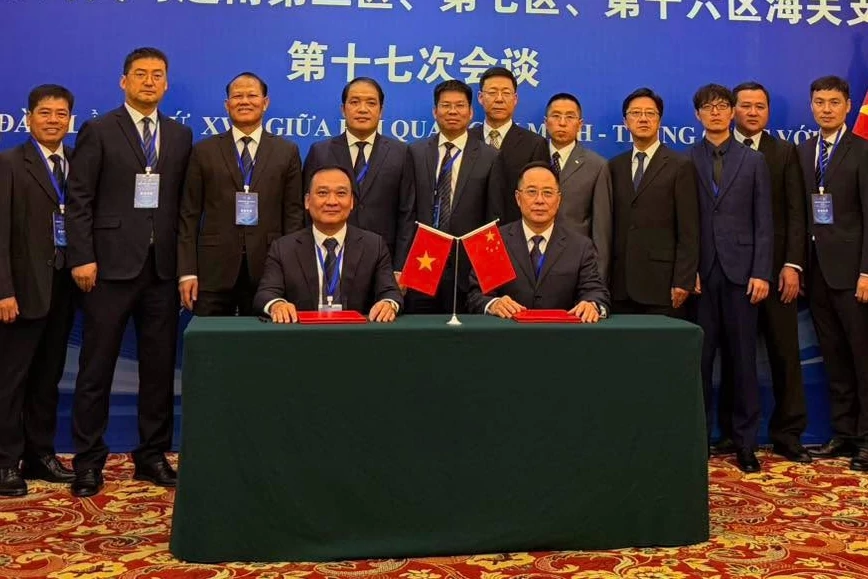 tang cuong hop tac giua hai quan viet nam va hai quan trung quoc