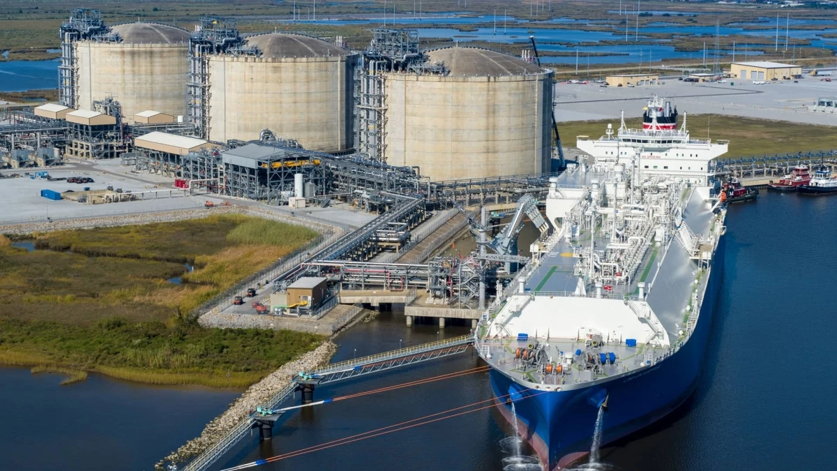 Không chỉ là nhà sản xuất, cung cấp LNG thứ 3 thế giới, TotalEnergies còn có kinh nghiệp quốc tế trong phát triển, xây dựng và vận hành nhiều nhà máy điện khí quy mô lớn ở Mỹ và châu Âu. Ảnh: TotalEnergies Không chỉ là nhà sản xuất, cung cấp LNG thứ 3 thế giới, TotalEnergies còn có kinh nghiệp quốc tế trong phát triển, xây dựng và vận hành nhiều nhà máy điện khí quy mô lớn ở Mỹ và châu Âu. Ảnh: TotalEnergies