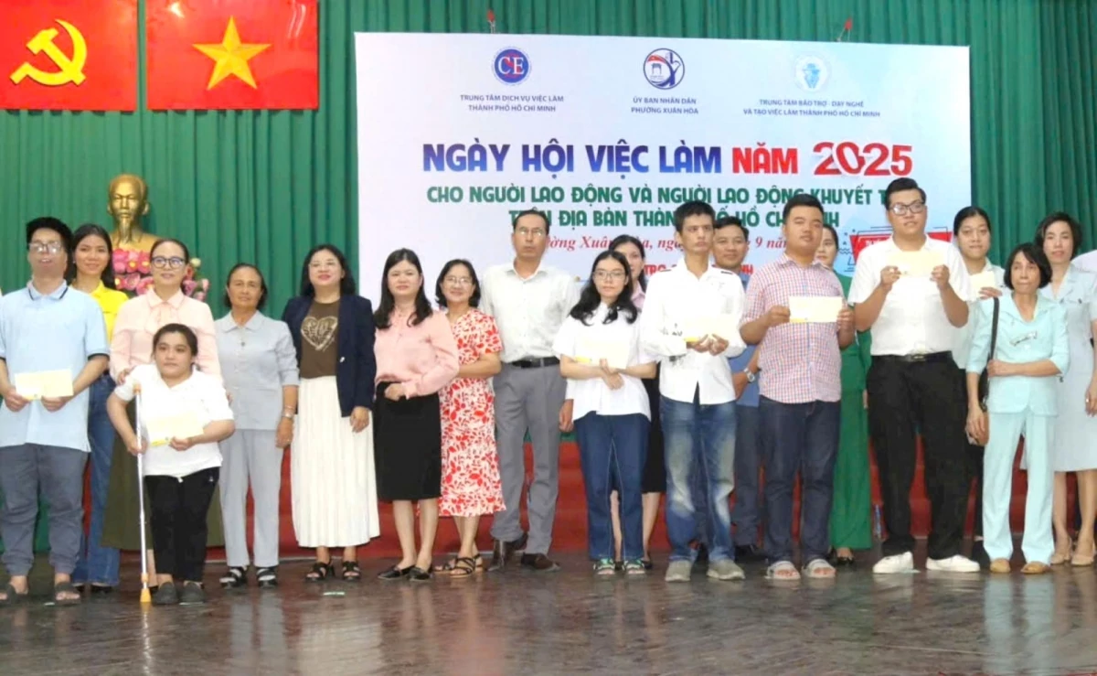 TP. Hồ Chí Minh tổ chức ngày hội việc làm cho người khuyết tật
