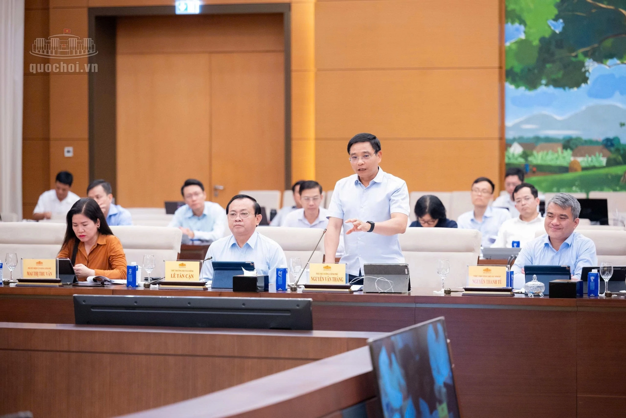 Đề xuất miễn thuế thu nhập từ cung cấp suất ăn cho cơ sở giáo dục, khám chữa bệnh
