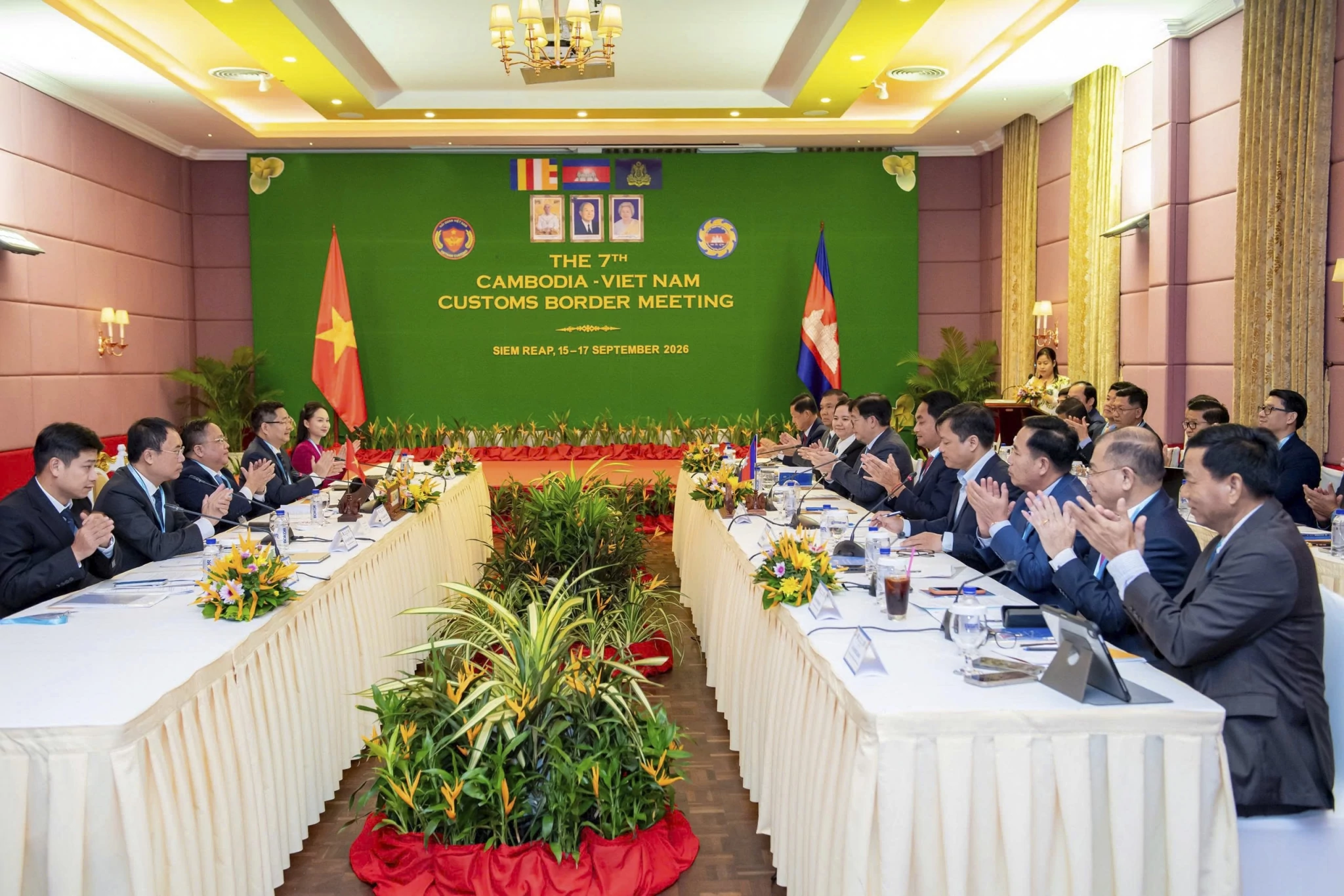 Hải quan Việt Nam và Hải quan Campuchia hợp tác chống buôn lậu