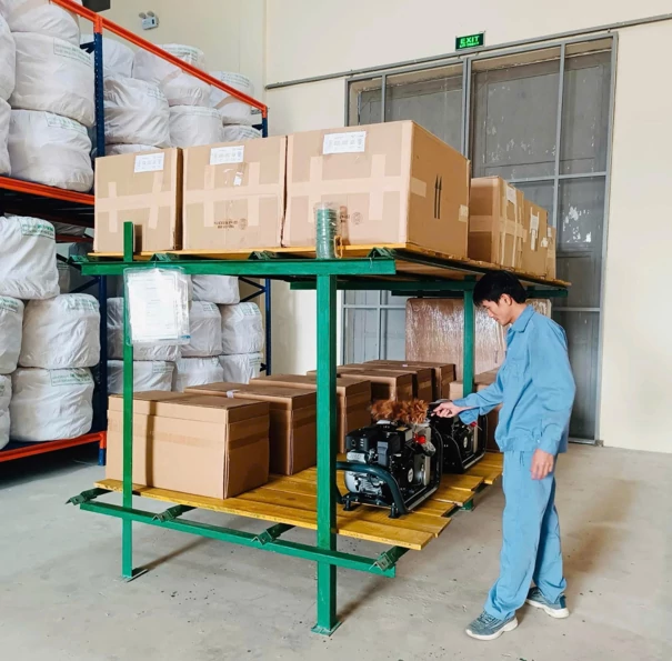Xuất cấp nhiều vật tư, thiết bị dự trữ quốc gia hỗ trợ 4 tỉnh phòng, chống thiên tai Xuất cấp nhiều vật tư, thiết bị dự trữ quốc gia hỗ trợ 4 tỉnh phòng, chống thiên tai