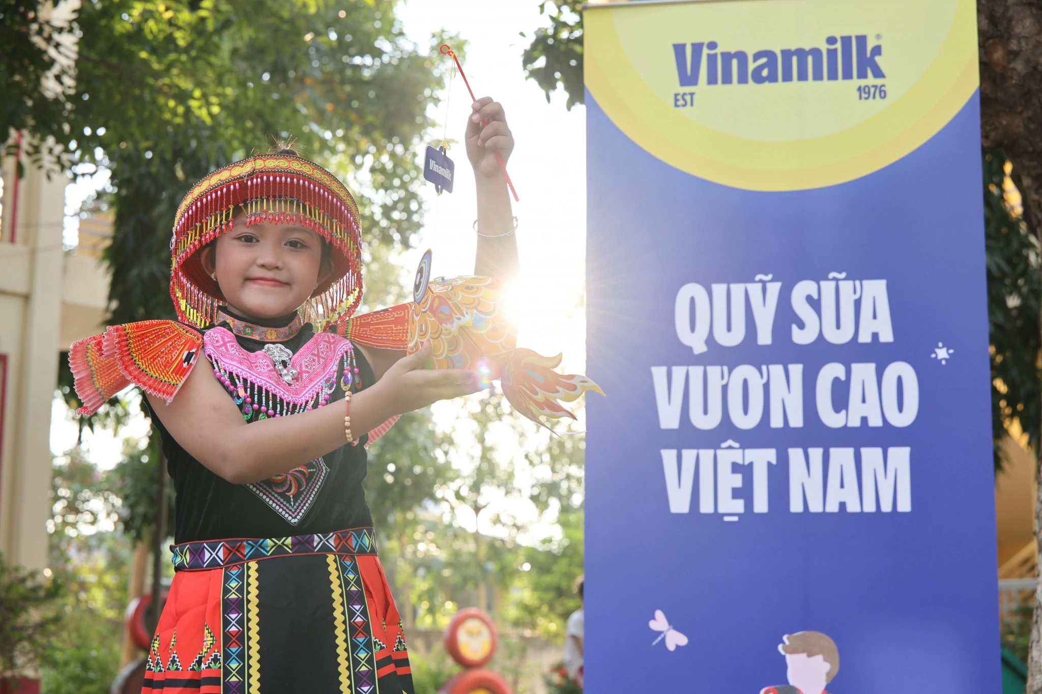 Gần 40.000 trẻ em cả nước vui đón Trung thu cùng Vinamilk