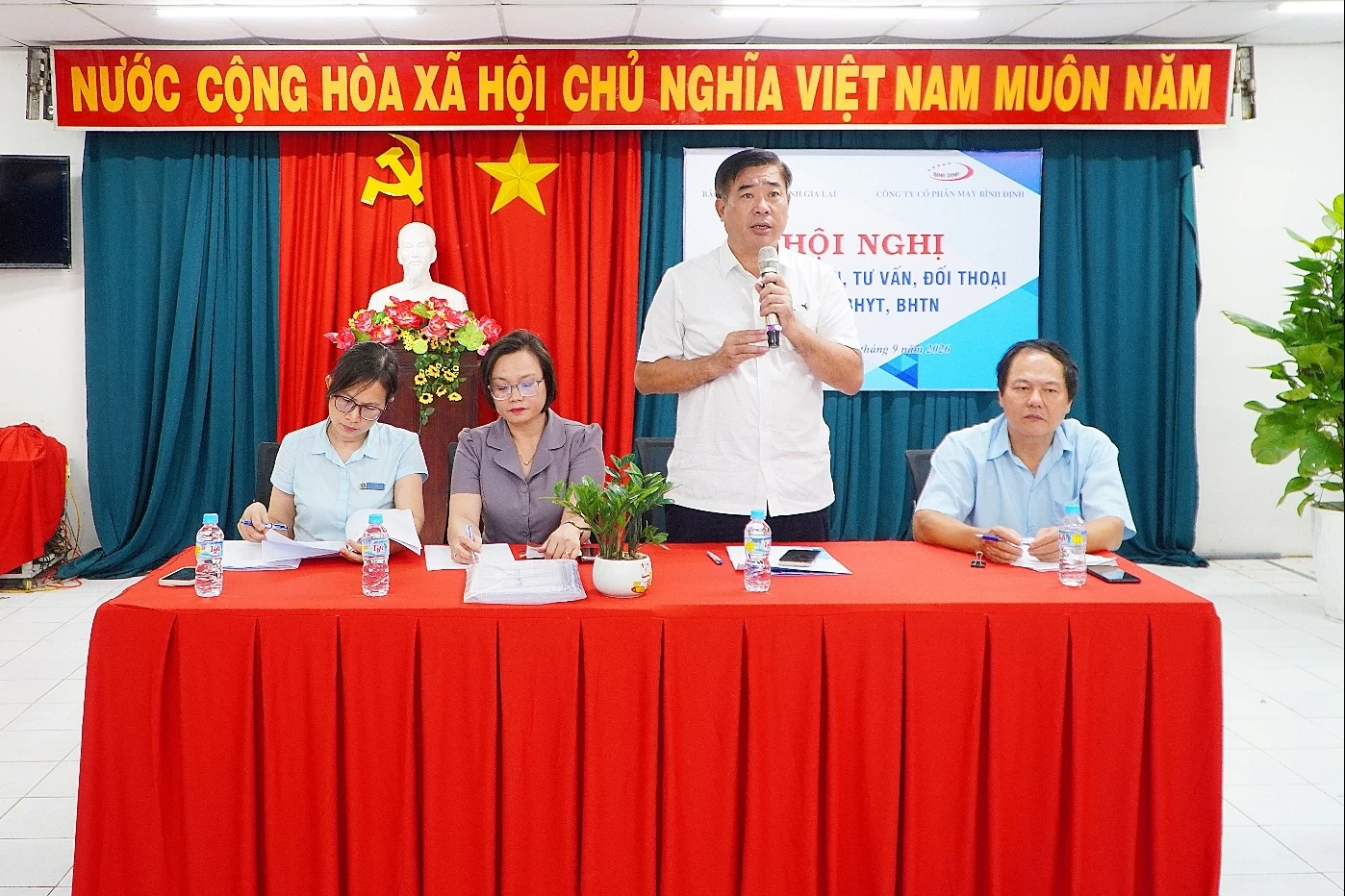 gia lai tuyen truyen doi thoai chinh sach bao hiem xa hoi tai cong ty cp may binh dinh