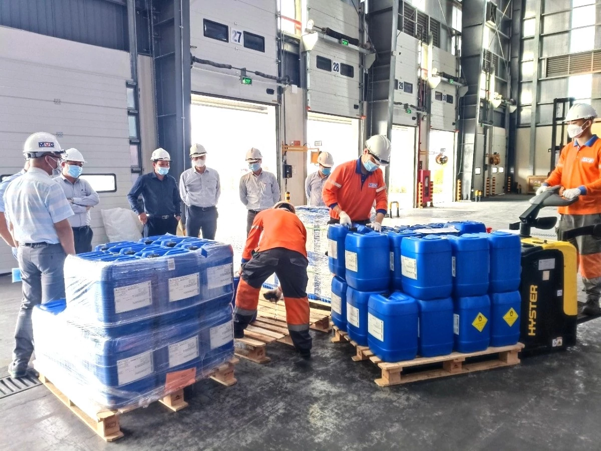 Xuất khẩu sang Lào giảm gần 41% so với cùng kỳ