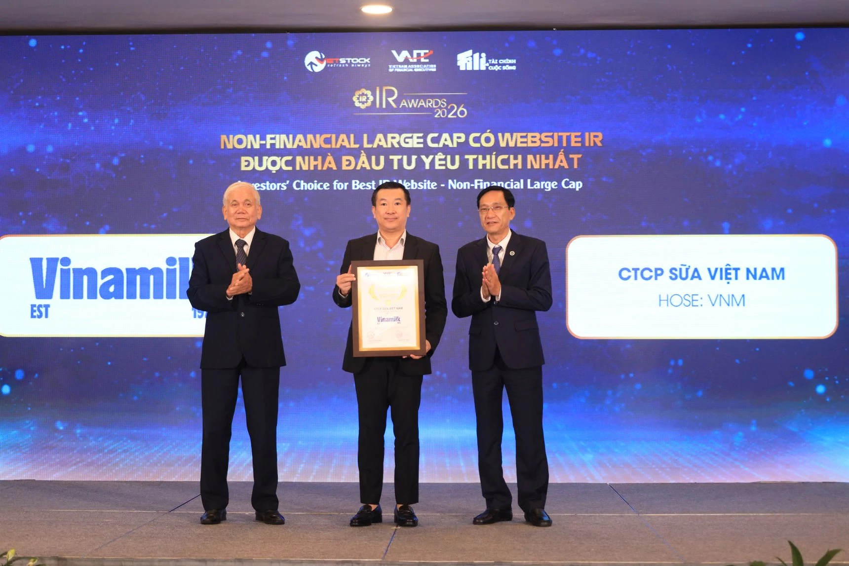 Gần 460 doanh nghiệp niêm yết đạt chuẩn công bố thông tin năm 2026