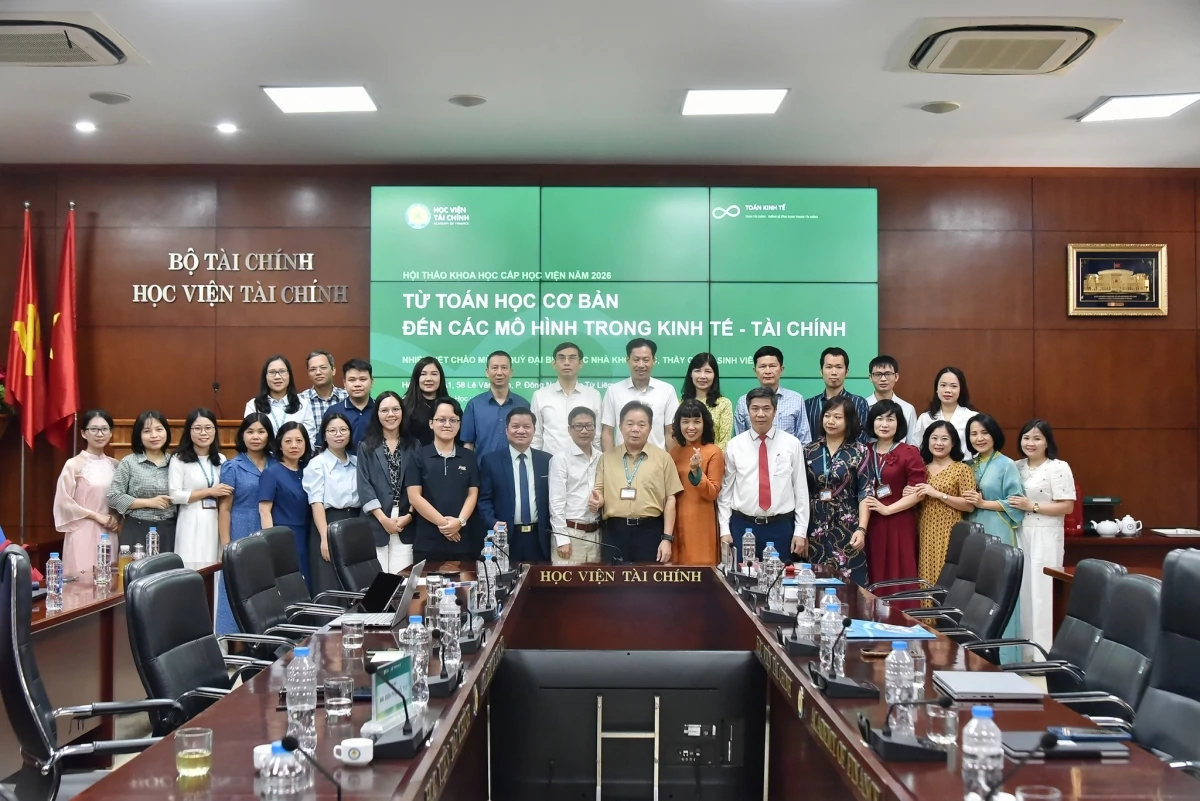 Khi AI giải được bài toán, người học Toán kinh tế cần làm chủ điều gì? Khi AI giải được bài toán, người học Toán kinh tế cần làm chủ điều gì?