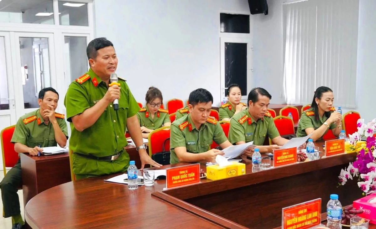 TP. Hồ Chí Minh: Công an 12 phường ký kết phối hợp xử lý nợ bảo hiểm xã hội