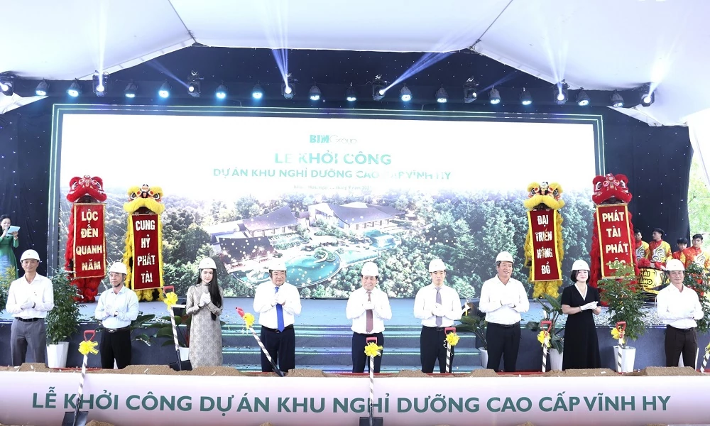Địa ốc tuần qua: Sôi động giao đất, khởi công và mở rộng quỹ đất