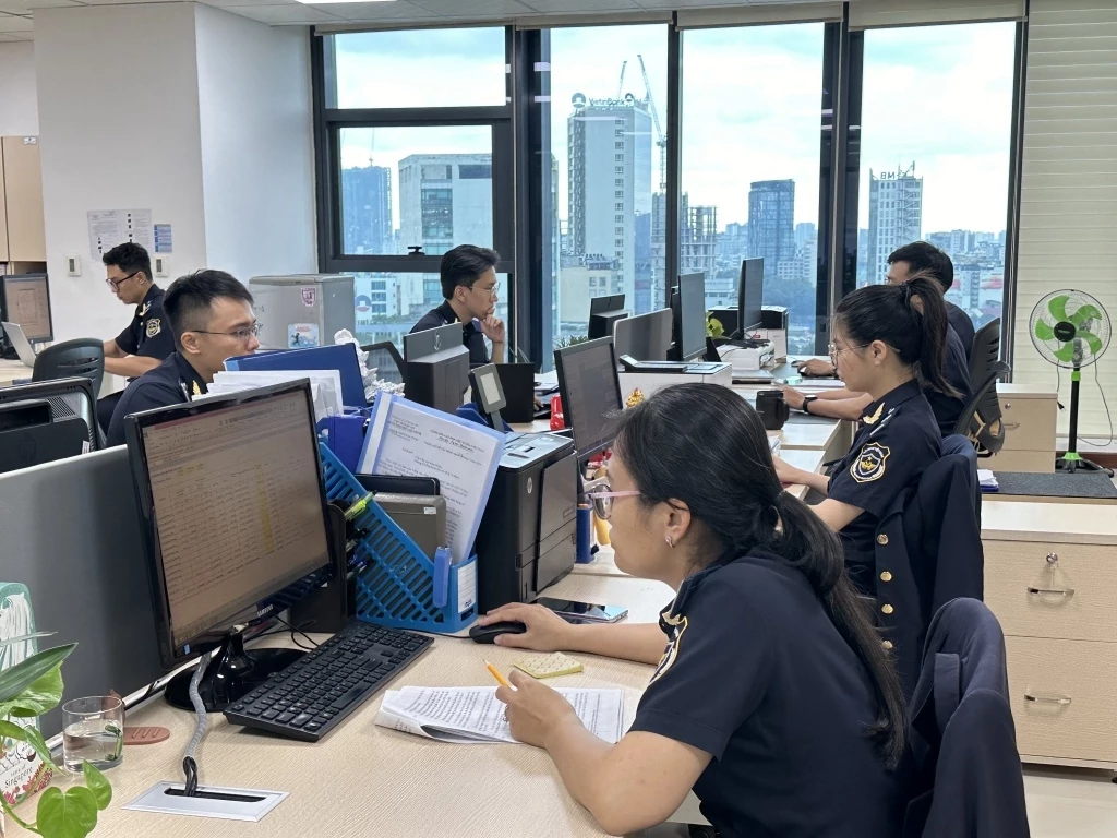 Hải quan khu vực II: Thu hồi nợ thuế vượt chỉ tiêu
