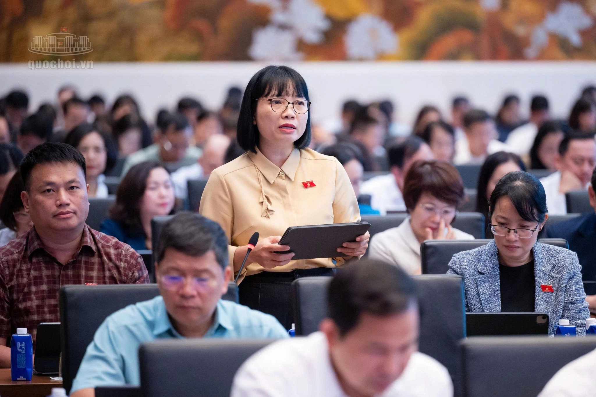 Giá điện theo giờ sẽ áp dụng theo lộ trình, hạn chế ảnh hưởng đến người dân Giá điện theo giờ sẽ áp dụng theo lộ trình, hạn chế ảnh hưởng đến người dân