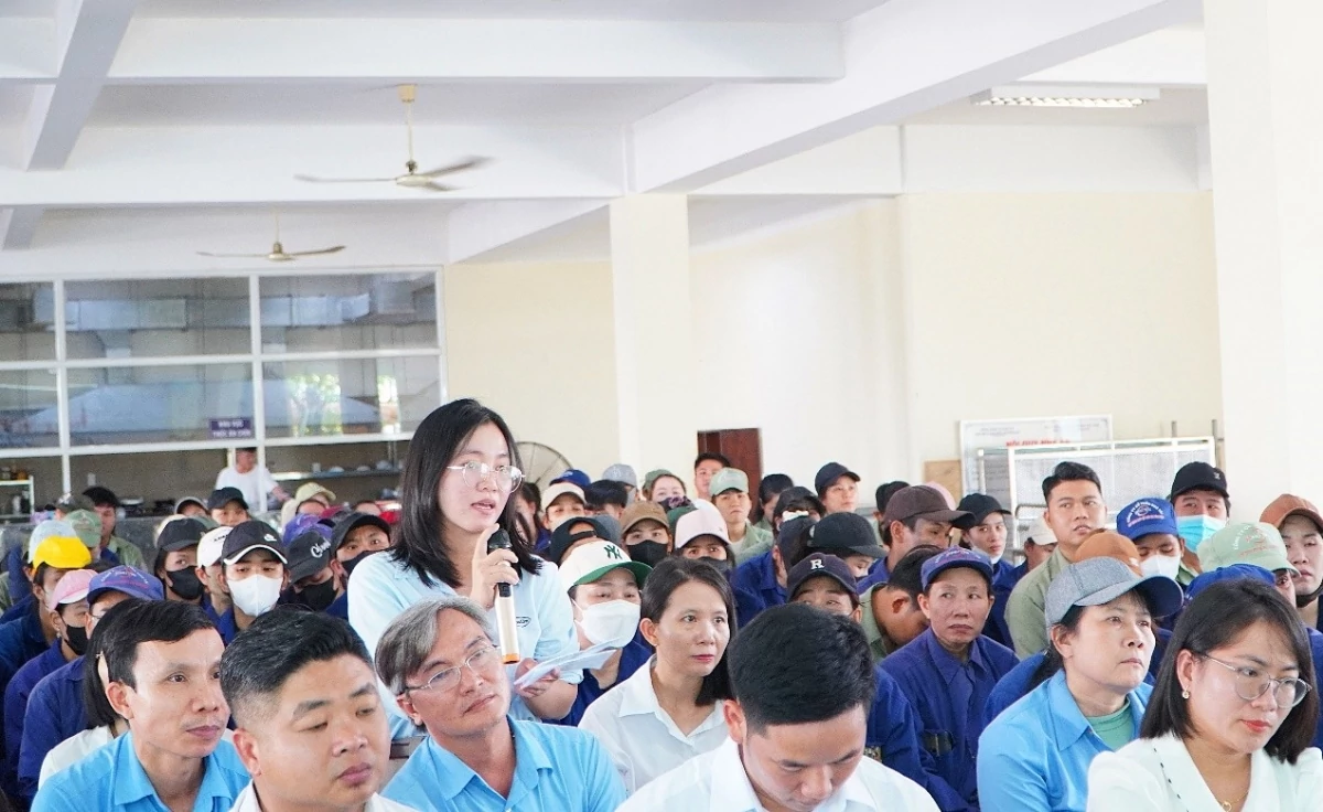 Nghe tâm tư, giải đáp vướng mắc chính sách bảo hiểm xã hội cho người lao động ở Gia Lai