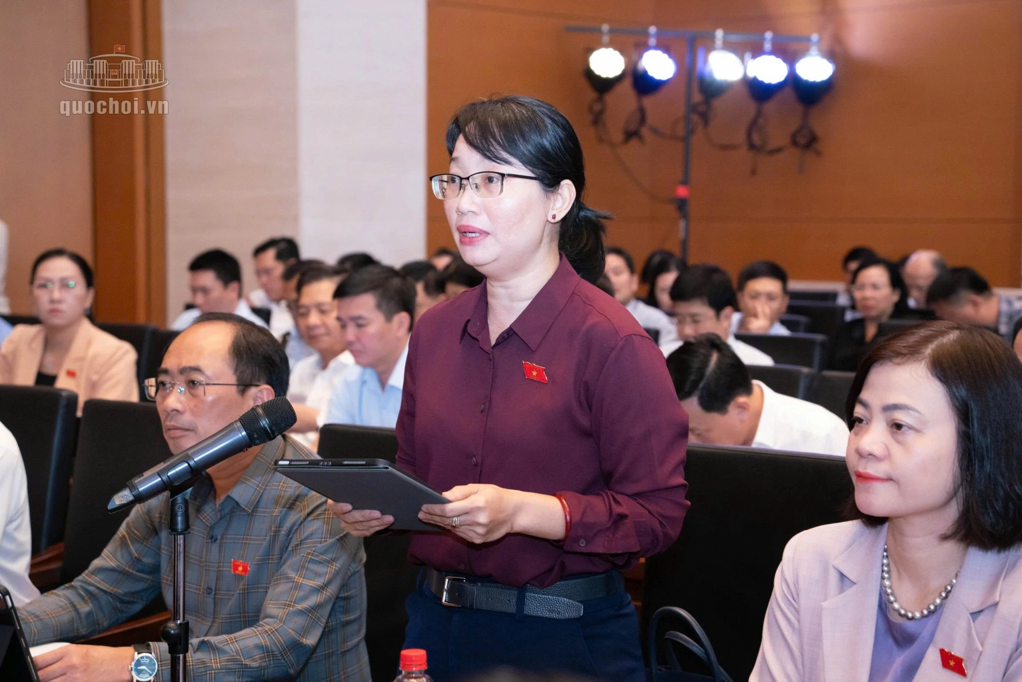 Hoàn thiện Luật Bảo hiểm xã hội: Mở rộng bao phủ, bảo vệ tốt hơn quyền lợi người lao động Hoàn thiện Luật Bảo hiểm xã hội: Mở rộng bao phủ, bảo vệ tốt hơn quyền người lao động