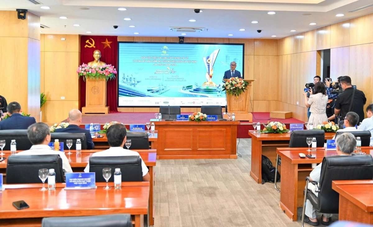 Công bố 499 sản phẩm đạt Thương hiệu quốc gia Việt Nam năm 2026 Công bố 499 sản phẩm đạt Thương hiệu quốc gia Việt Nam năm 2026