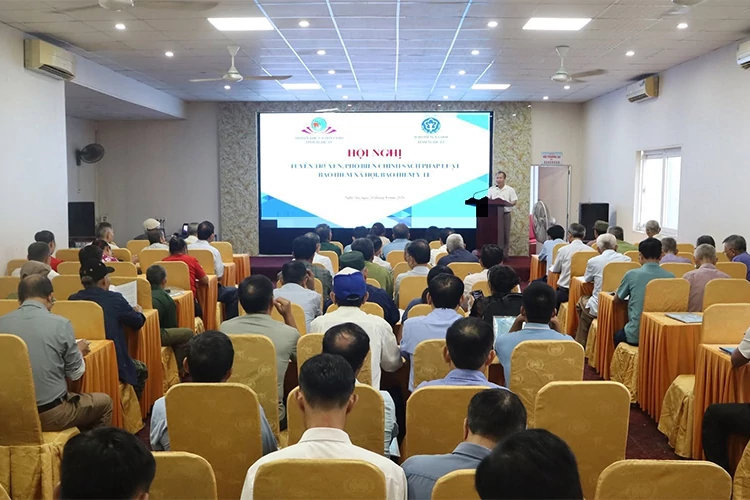Bảo hiểm xã hội tỉnh Nghệ An phối hợp lan tỏa chính sách bảo hiểm xã hội, bảo hiểm y tế tới trưởng bản, người có uy tín vùng dân tộc thiểu số.