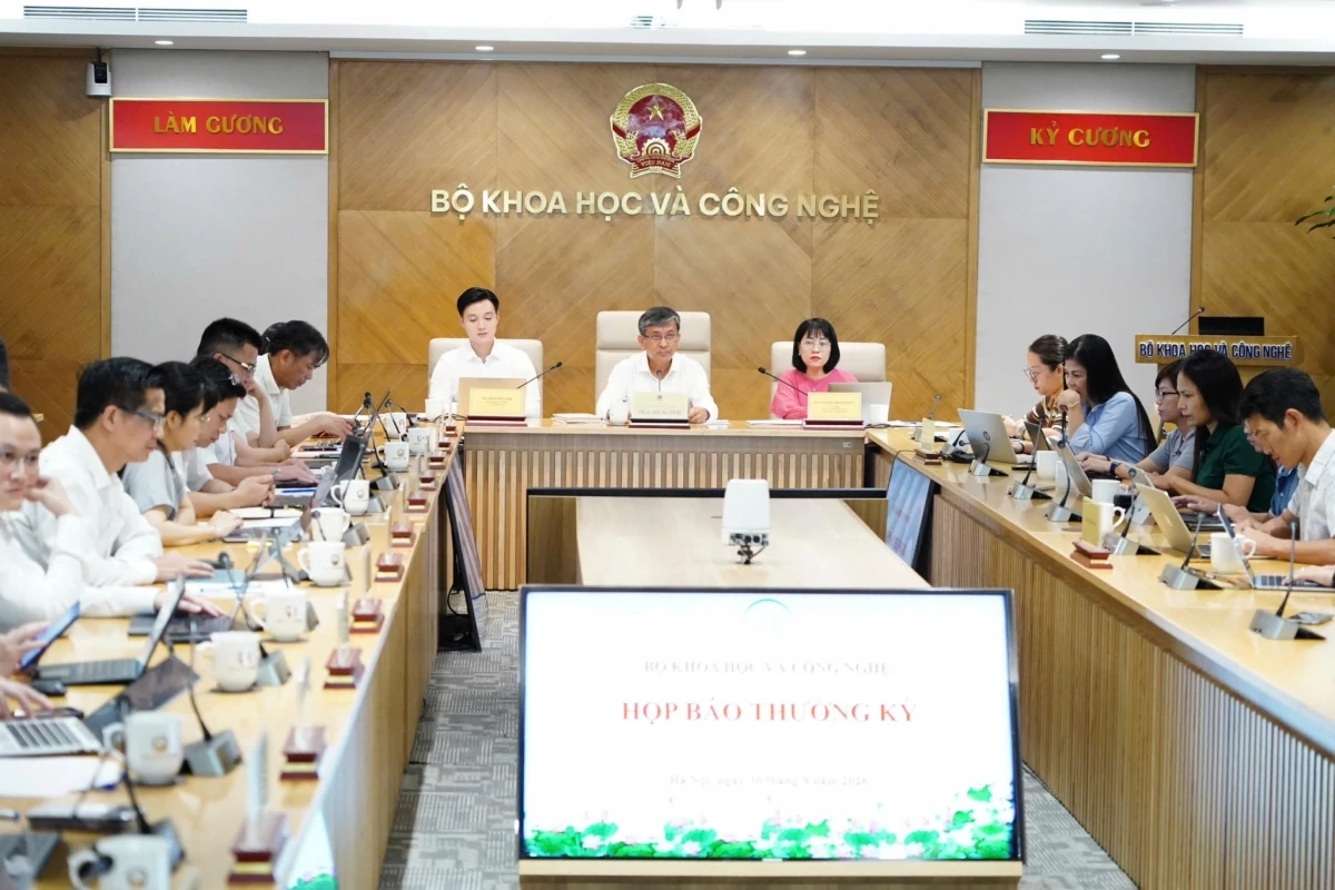 Doanh thu công nghiệp công nghệ số vượt 5,38 triệu tỷ đồng Doanh thu công nghiệp công nghệ số vượt 5,38 triệu tỷ đồng