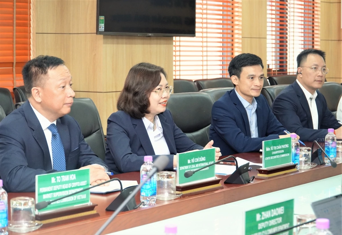 Phát triển chứng chỉ lưu ký để mở rộng kết nối thị trường vốn Phát triển chứng chỉ lưu ký để mở rộng kết nối thị trường vốn