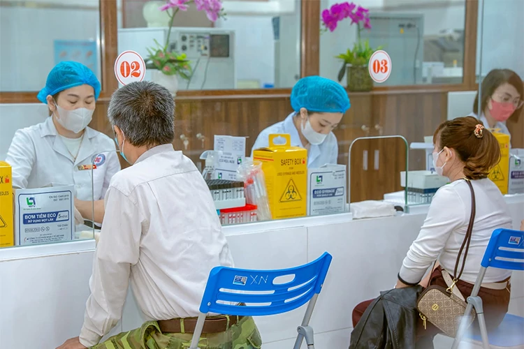 Trường hợp xác định không đúng quyền lợi khám bệnh, chữa bệnh bảo hiểm y tế sẽ bị phạt theo Nghị định số 90/2026/NĐ-CP. Ảnh minh họa.