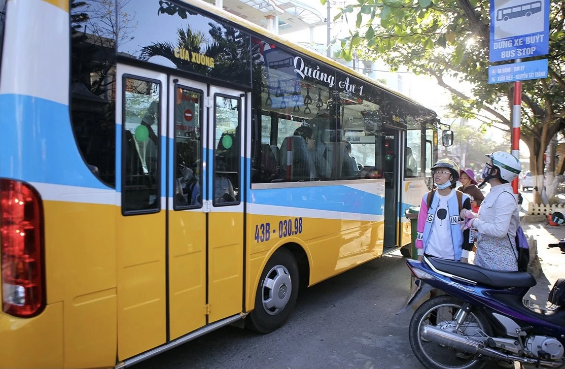 Phía sau khoản nợ BHXH, BHYT là cuộc sống khốn khó của người lao động