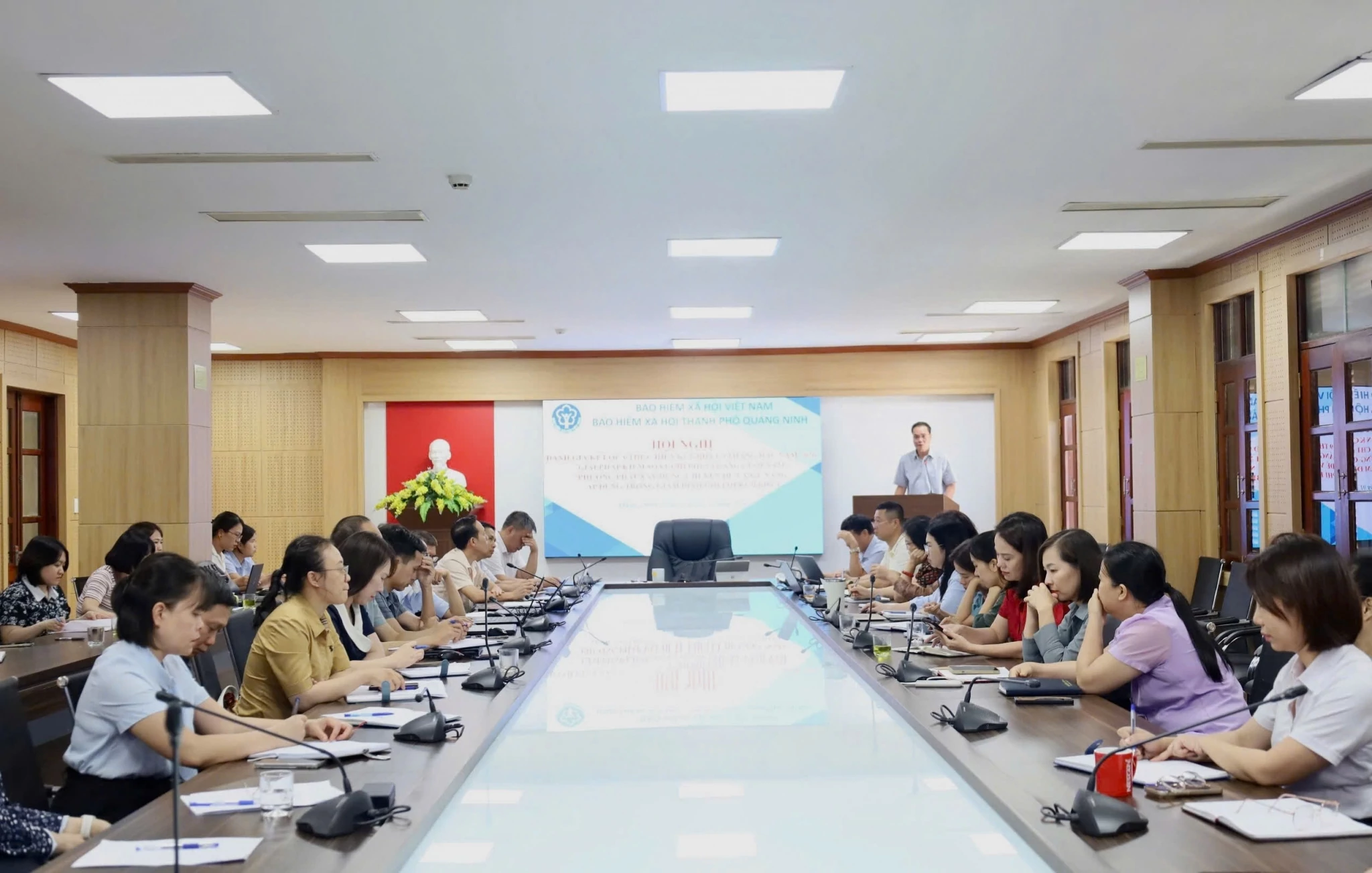 Quảng Ninh tập trung kiểm soát chi phí khám chữa bệnh bảo hiểm y tế 3 tháng cuối năm
