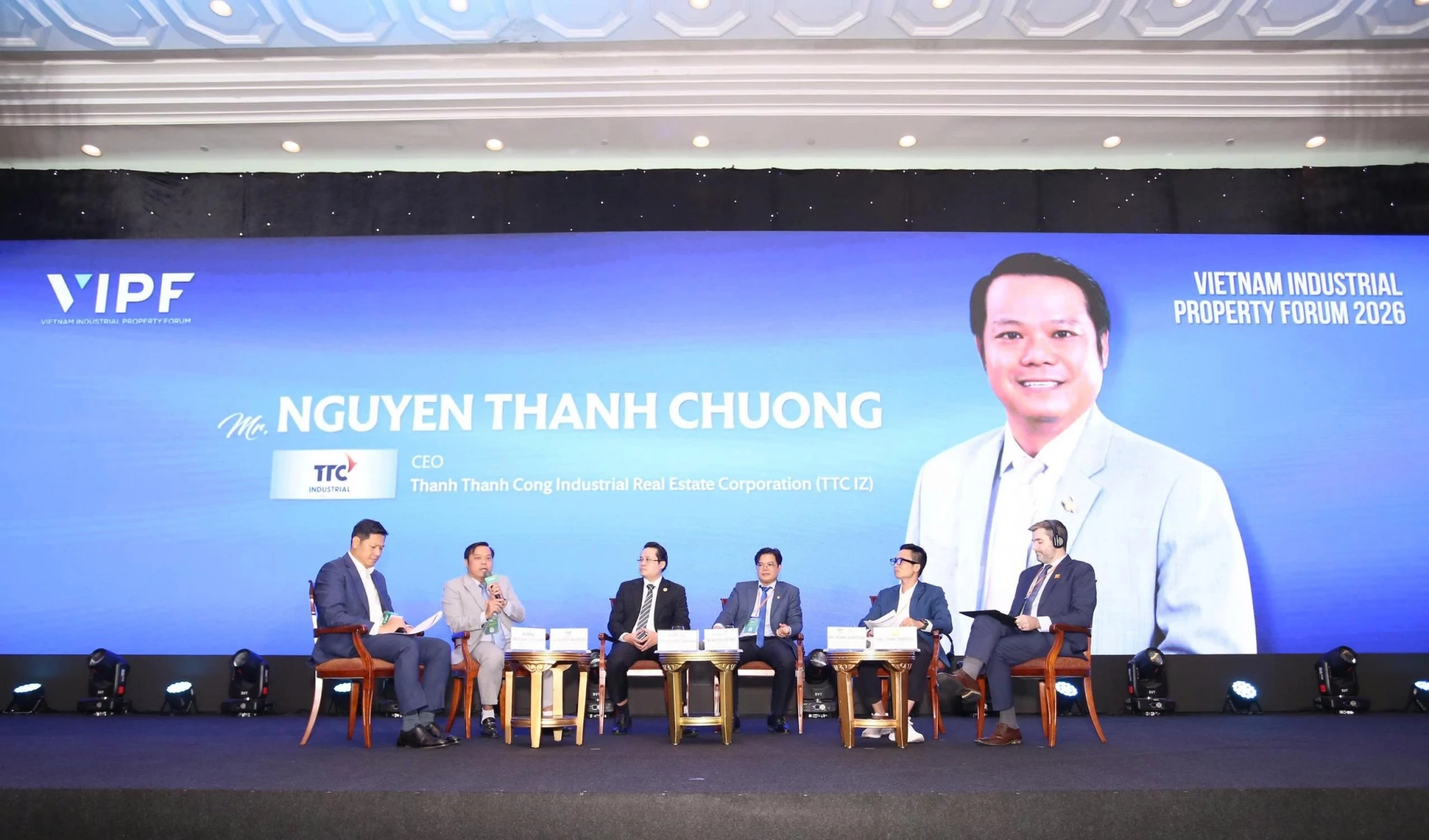 Ông Nguyễn Thành Chương - Tổng Giám đốc TTC IZ chia sẻ tại Diễn đàn về chiến lược phát triển KCN thế hệ mới. Ông Nguyễn Thành Chương - Tổng Giám đốc TTC IZ chia sẻ tại Diễn đàn về chiến lược phát triển KCN thế hệ mới.
