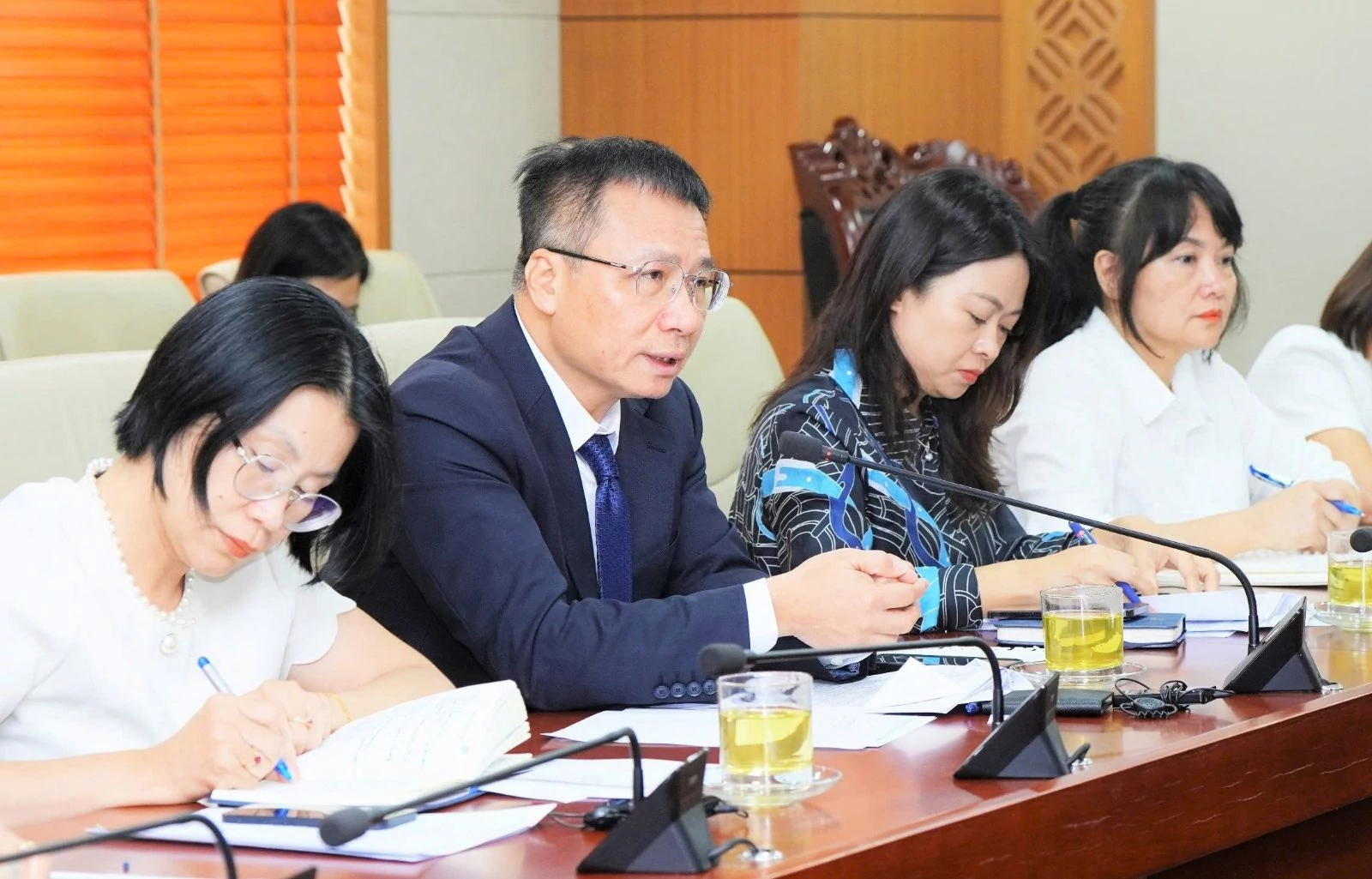 UBCKNN và IFC thúc đẩy hợp tác phát triển thị trường vốn, các-bon UBCKNN và IFC thúc đẩy hợp tác phát triển thị trường vốn, các-bon