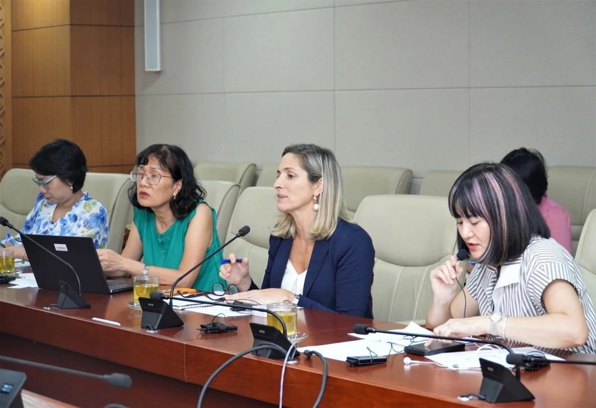 UBCKNN và IFC thúc đẩy hợp tác phát triển thị trường vốn, các-bon UBCKNN và IFC thúc đẩy hợp tác phát triển thị trường vốn, các-bon