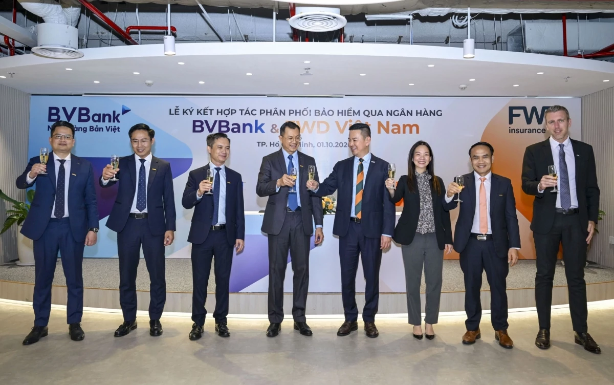 FWD cùng BVBank hợp tác đưa bảo hiểm đến gần hơn với khách hàng FWD cùng BVBank hợp tác đưa bảo hiểm đến gần hơn với khách hàng