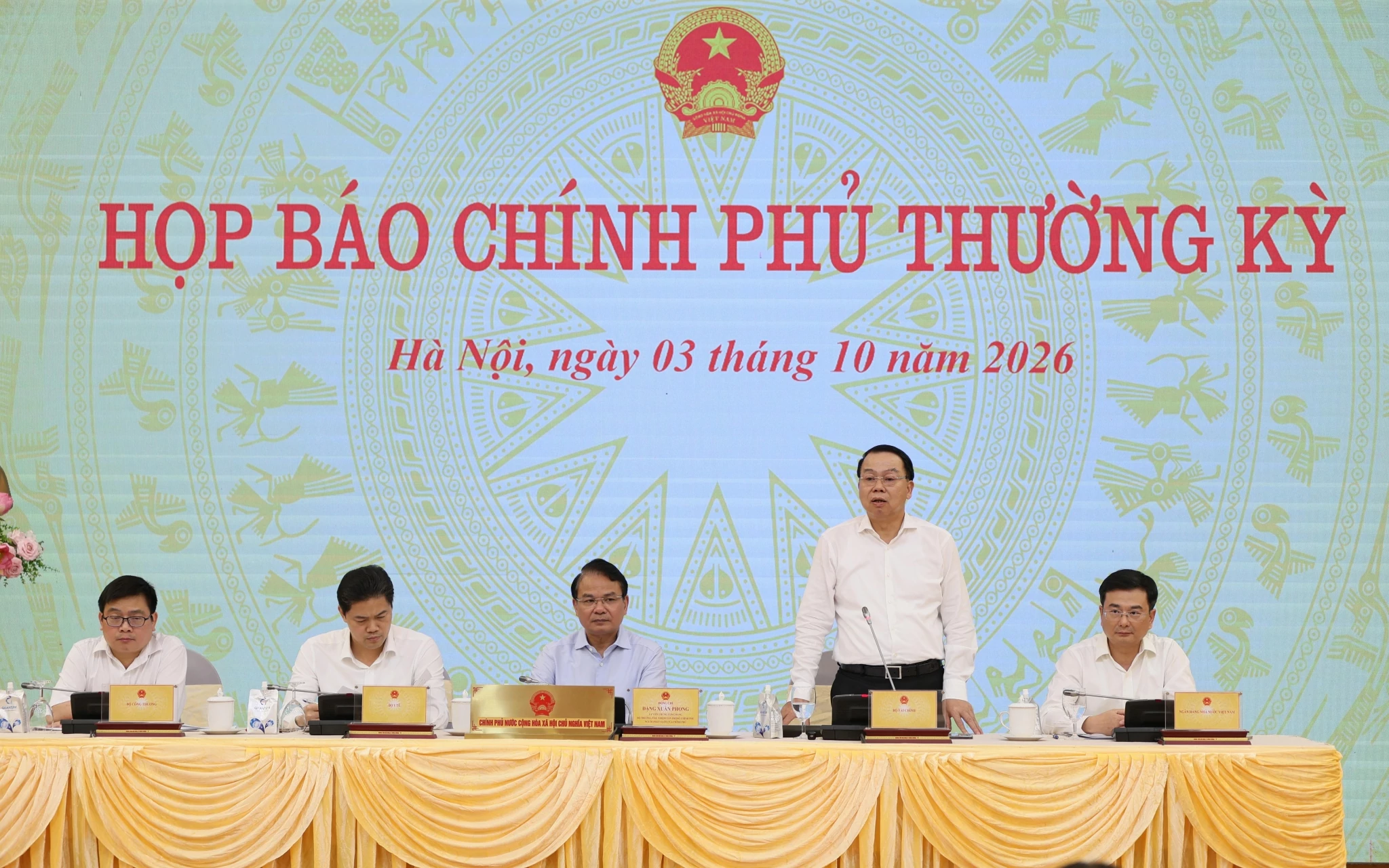 Tiếp tục nâng chuẩn thị trường chứng khoán sau nâng hạng Tiếp tục nâng chuẩn thị trường chứng khoán sau nâng hạng