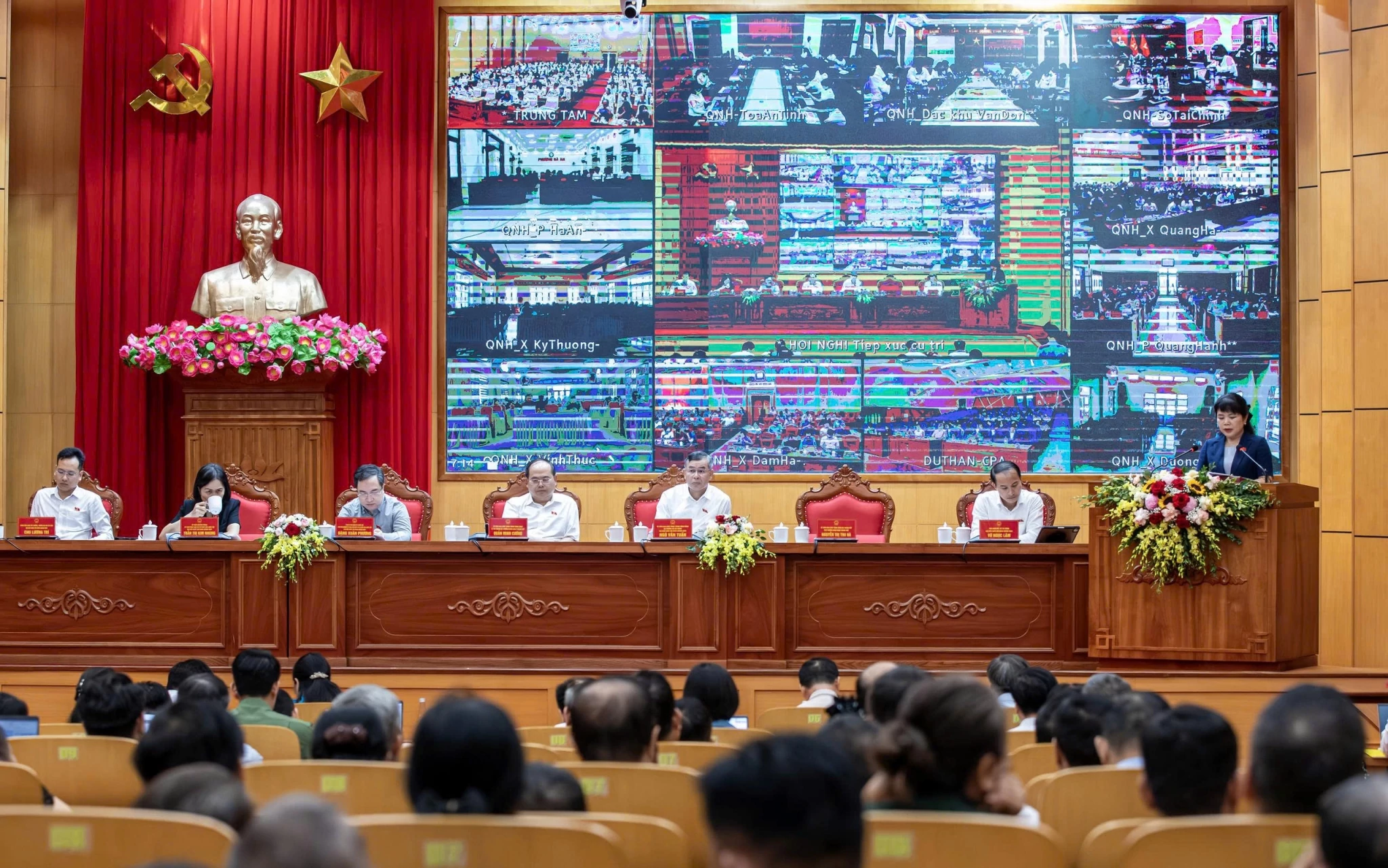 Bộ trưởng Ngô Văn Tuấn tiếp xúc cử tri trước Kỳ họp thứ 2, Quốc hội khóa XVI Bộ trưởng Ngô Văn Tuấn tiếp xúc cử tri trước Kỳ họp thứ 2, Quốc hội khóa XVI