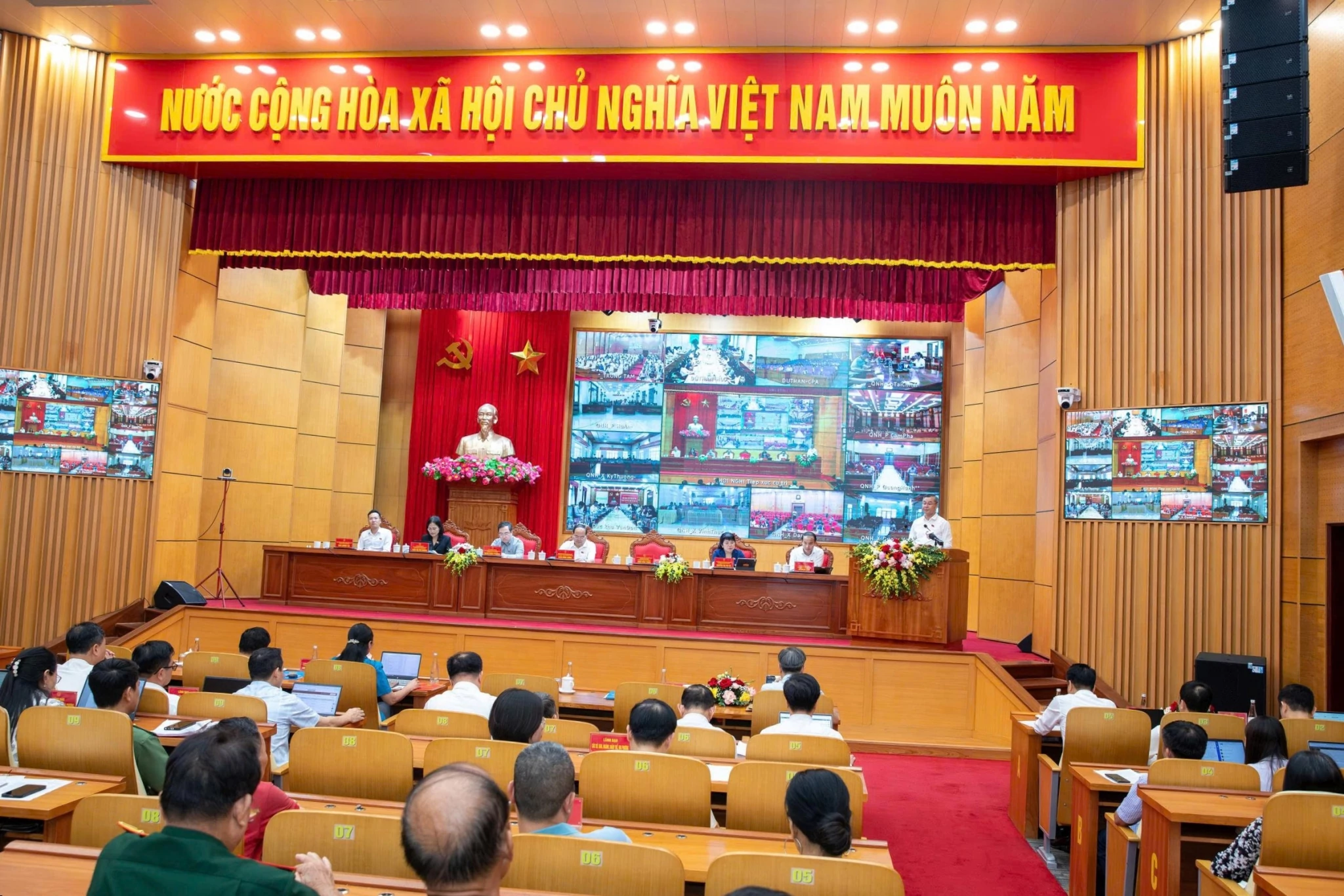 Bộ trưởng Ngô Văn Tuấn: Kiểm soát lạm phát để người dân thụ hưởng thành quả tăng trưởng Bộ trưởng Ngô Văn Tuấn: Kiểm soát lạm phát để người dân thụ hưởng thành quả tăng trưởng