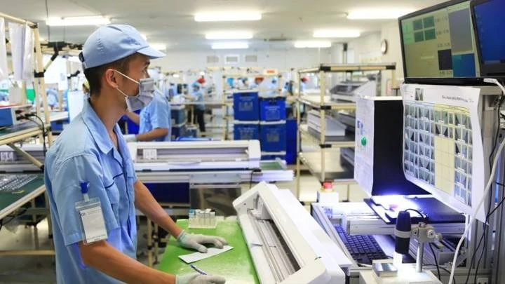Tổng vốn đầu tư của Việt Nam ra nước ngoài tăng gấp 3,3 lần so với cùng kỳ