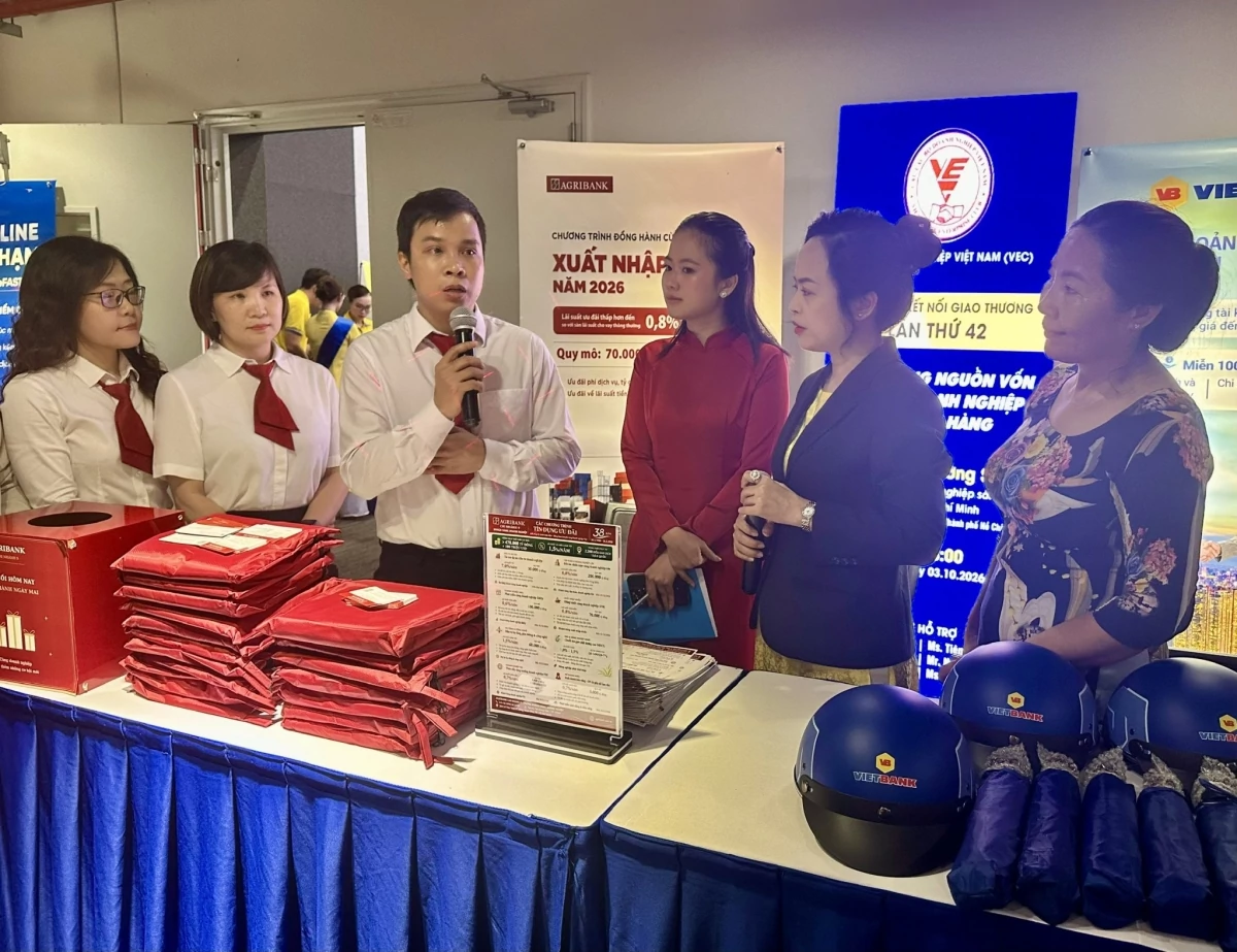 Kết nối doanh nghiệp với ngân hàng, khơi thông nguồn vốn xuất khẩu cuối năm