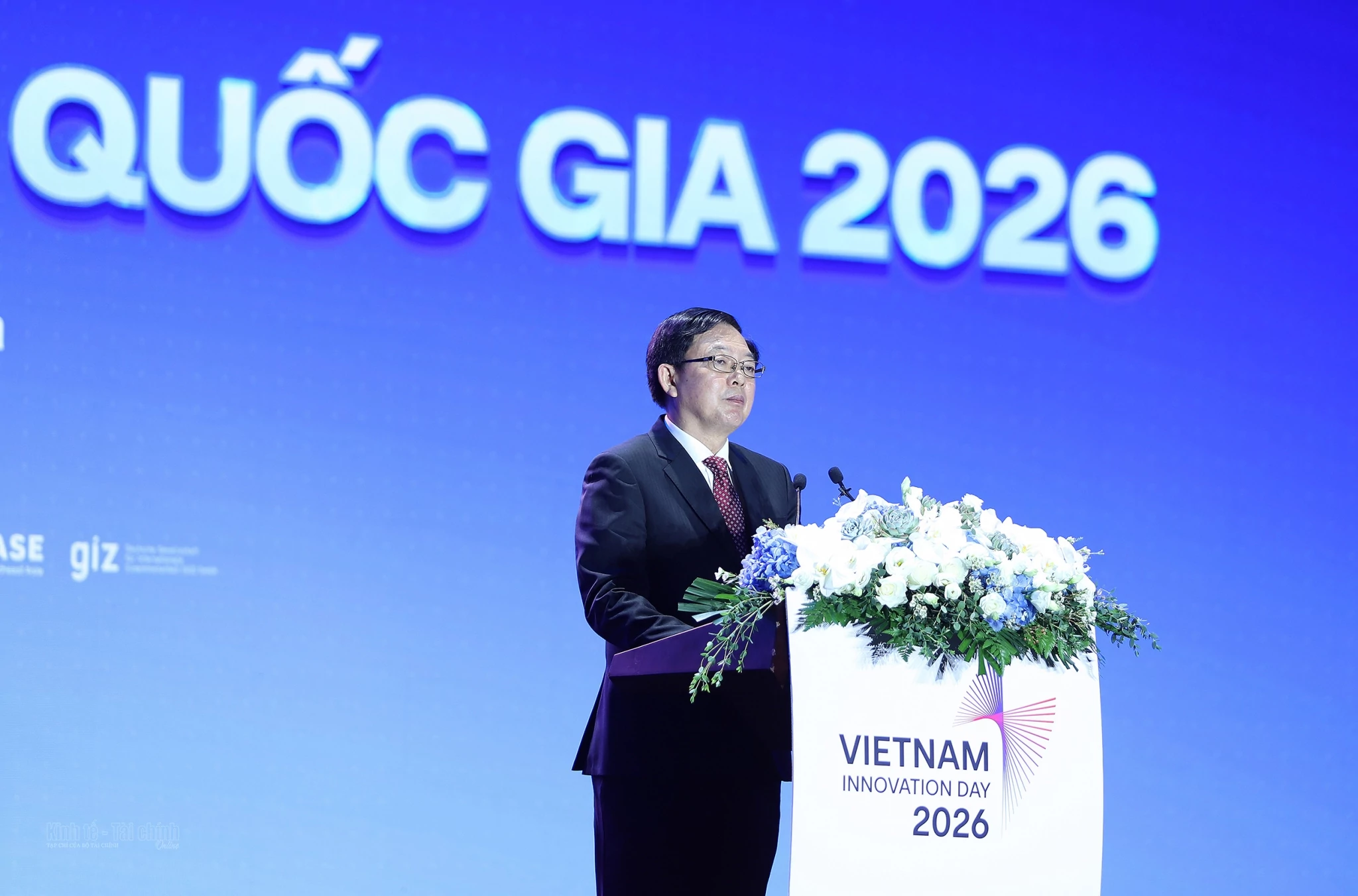 Đưa đổi mới sáng tạo thành năng lực phát triển của toàn xã hội Đưa đổi mới sáng tạo thành năng lực phát triển của toàn xã hội
