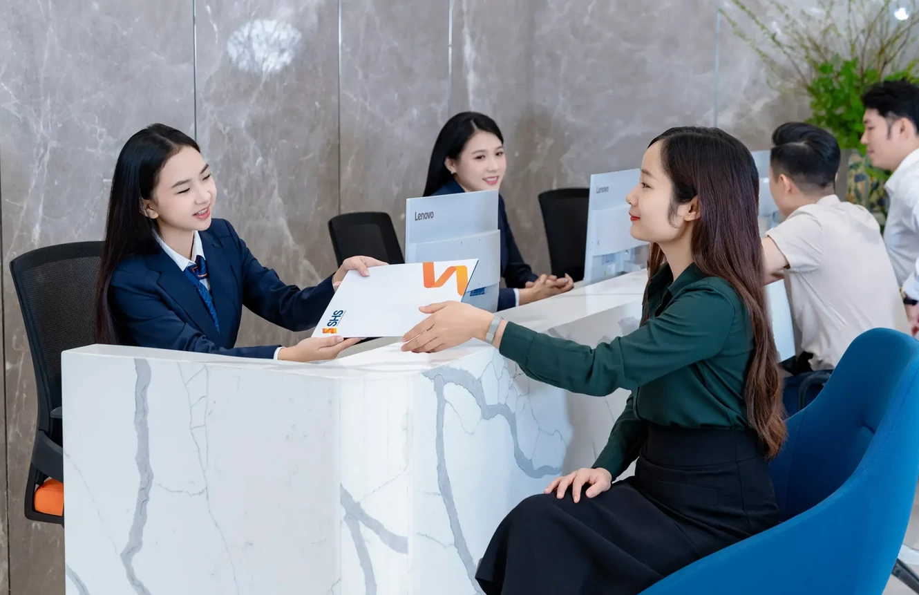 Chứng khoán SHS chi trả cổ tức tiền mặt 5%, dự kiến phát hành cổ phiếu thưởng 5% Chứng khoán SHS chi trả cổ tức tiền mặt 5%, dự kiến phát hành cổ phiếu thưởng 5%