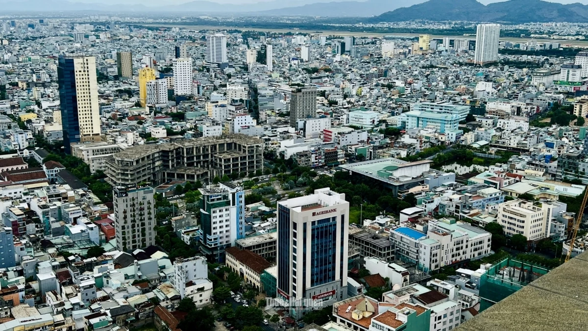Giá nhà, đất trên hợp đồng cao hơn bảng giá đất: Tính lệ phí trước bạ theo giá nào?