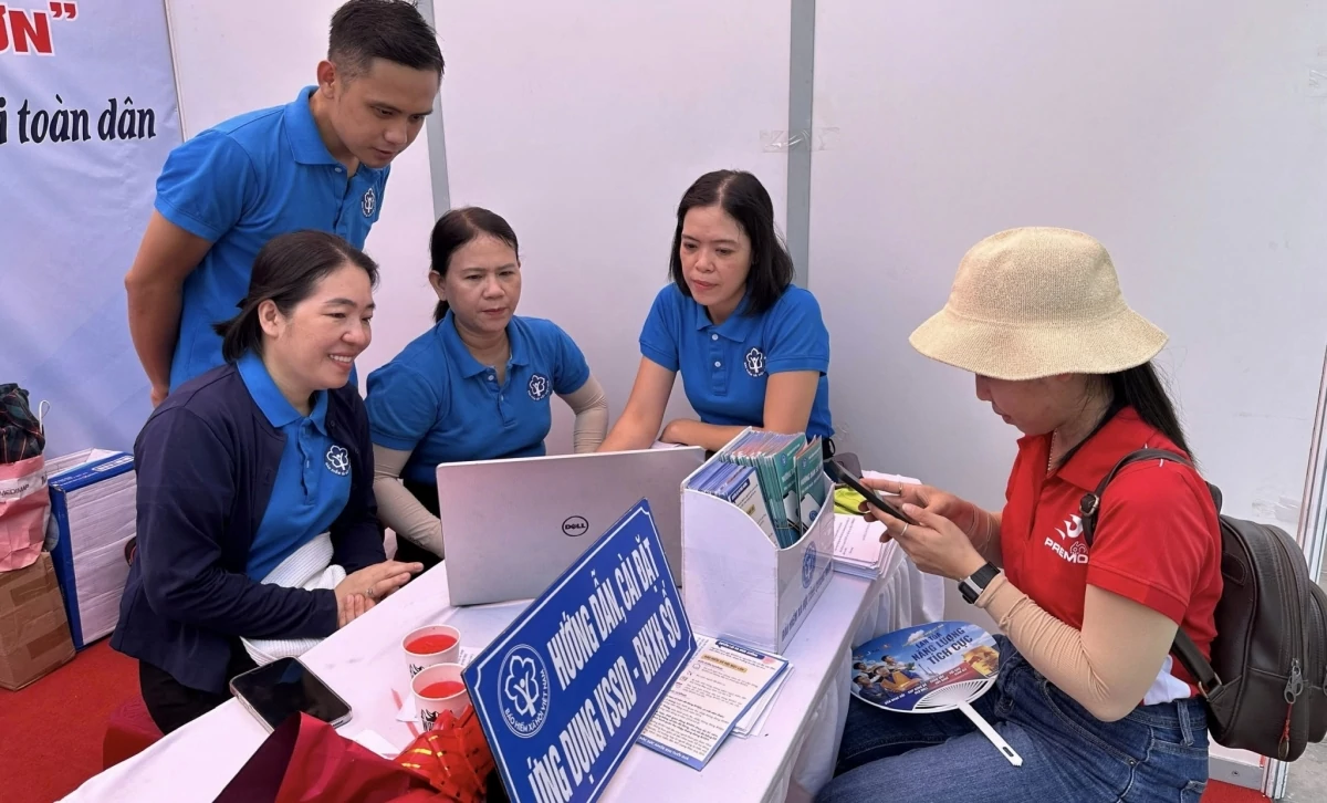 BHXH TP.Đà Nẵng thi đua thực hiện thắng lợi mục tiêu tăng trưởng 2 con số