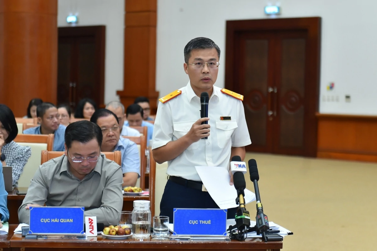 Ông Lê Long, Phó Cục trưởng Cục Thuế đã làm rõ nhiều thông tin liên quan đến chiến dịch làm sạch mã số thuế.