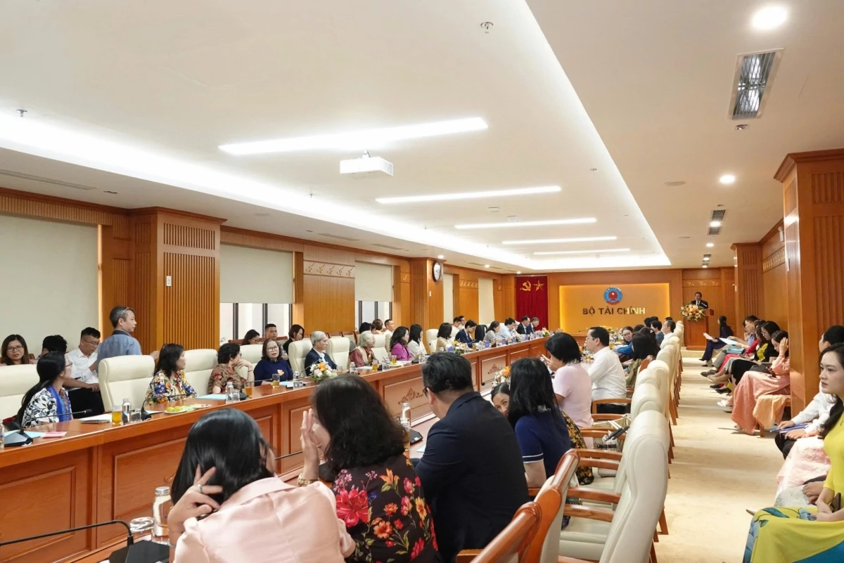 Nâng tầm vai trò kế toán, kiểm toán trong giai đoạn phát triển mới Nâng tầm vai trò kế toán, kiểm toán trong giai đoạn phát triển mới